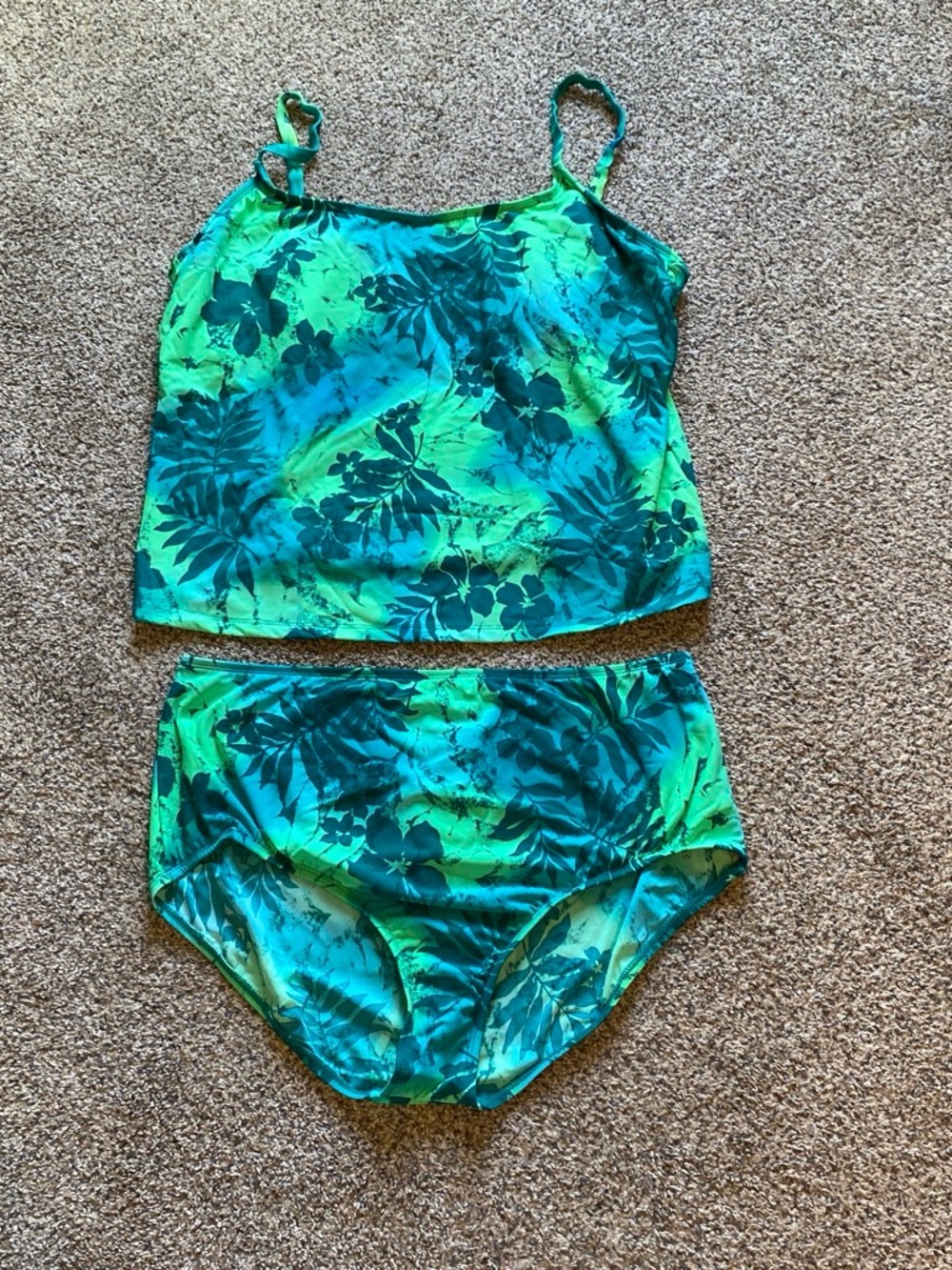 Mixit NWT Women’s Green & Teal Floral Tankini Set Size 22W
